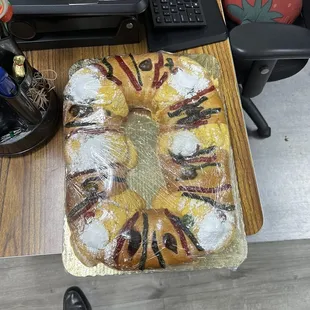 a panateria covered in powdered sugar