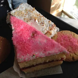 Jam-Filled Cake, Mil Hojas, Cookie