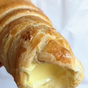 Cone cream pastry