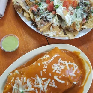 Asada wet burrito and asada nachos