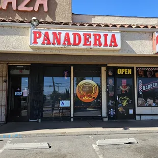 the outside of a restaurant