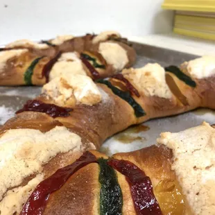 Rosca de Reyes bread.