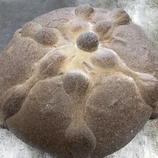 Day of the dead bread. Calavera Día de muertos.
