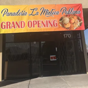 the entrance to the restaurant