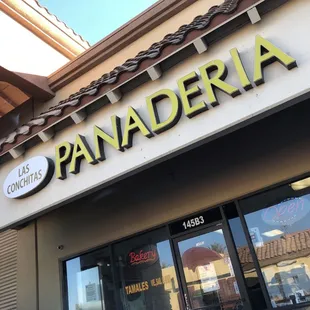 panaderia sign