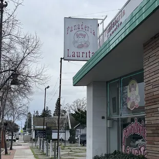 the front of a restaurant