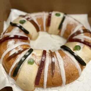 Rosca de Reyes (freshly baked)