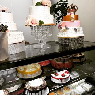 Custom Cakes