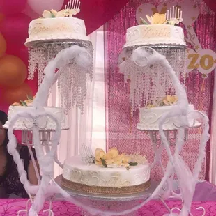 Custom Bautiso framed cake