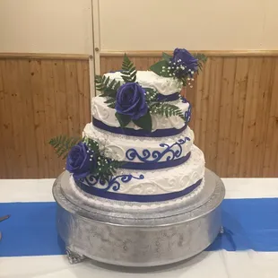 Blue elegance 3-tier cake