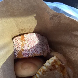 A lil mix of different pan dulce