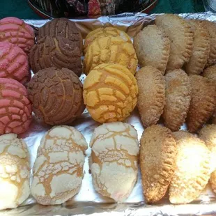 3x$1.25 for mini sweet empanadas and pan dulce..perfect to take on a potluck