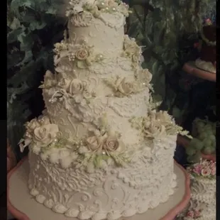 This was the cake me and the bakery agreed on we agreed the price on $680.