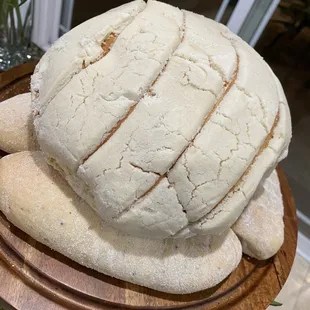 Large Concha over 4 regular sized bread