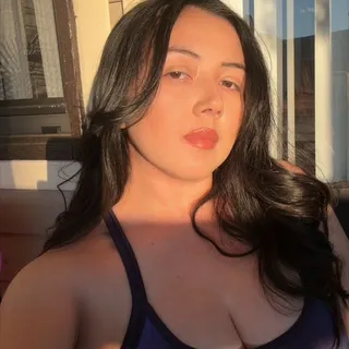 Vania A.