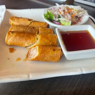 Crispy Spring Rolls (4 Rolls)