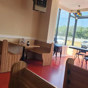 sushi and sashimi, interior