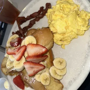 Banana berry french toast