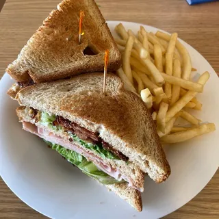 Clubhouse Sandwich
