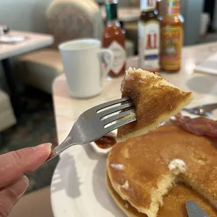 10/18/24 Fluffy pancakes