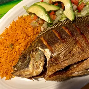Mojarra Delicious you have to get the pickled onions with and Lime Yummy