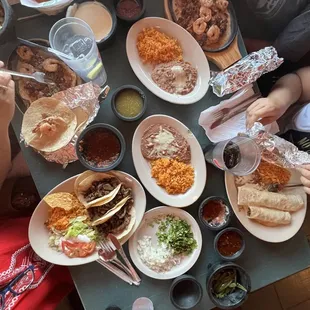 a table full of mexican food
