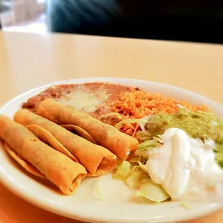3 Taquitos Combo