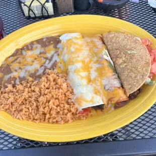 Armadillo plate: hard taco, chicken enchilada, beef burrito. All excellent!