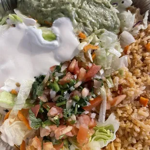 Salad and rice