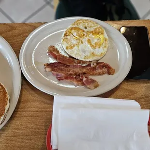 All American breakfast platter