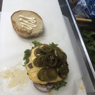 Cheeseburger with grilled jalapeños