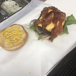 Bacon cheeseburger