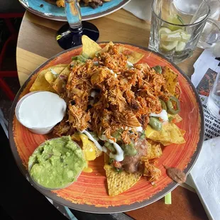 Pulled chicken nachos