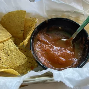 Salsa and chips