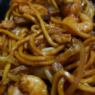 House Special Lo Mein