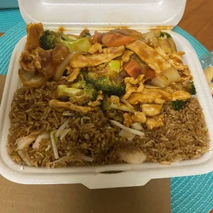 Szechuan Chicken w/ Shrimp Fried Rice