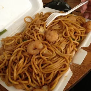 Shrimp Lo Mein，it's the most delicious Lo mein I've ever had.