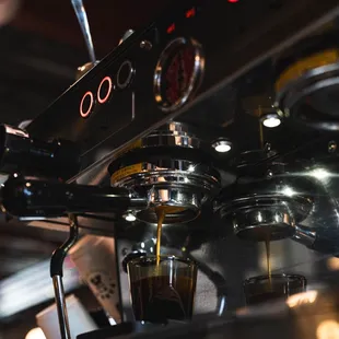 The perfect shot of espresso, every time .