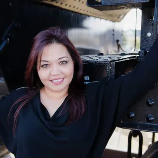 Suzi N.