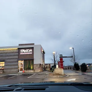 the outside of a restaurant