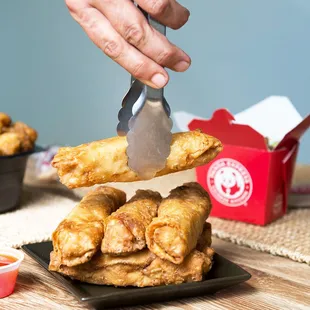 food, chicken wings and fried chicken