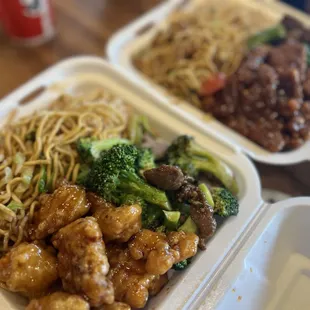 Fried Rice/Chow Mein/Orange Chicken/Beef Broccoli