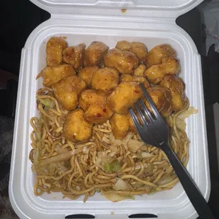 beyond orange chicken chow mein