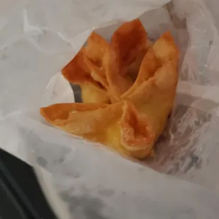 3 piece Cream Cheese Rangoon.
