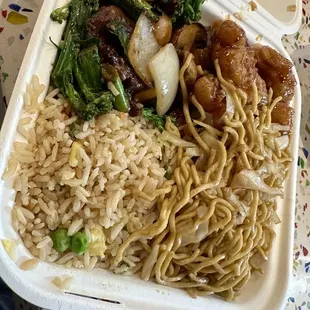 Fried Rice &amp; Chow Mein With Angus Beef &amp; Orange Chicken (4 stars)