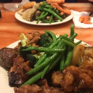 chicken wings and fried chicken, food