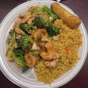 Chicken &amp; Shrimp Broccoli with fried rice &amp; egg roll.