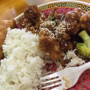 Sesame chicken lunch special (minus some bites)