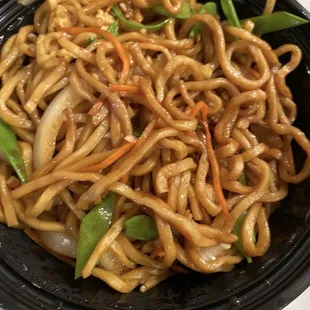 Vegetable Lo mein