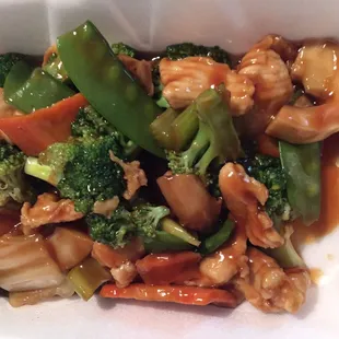 Small chicken with mixed vegetables